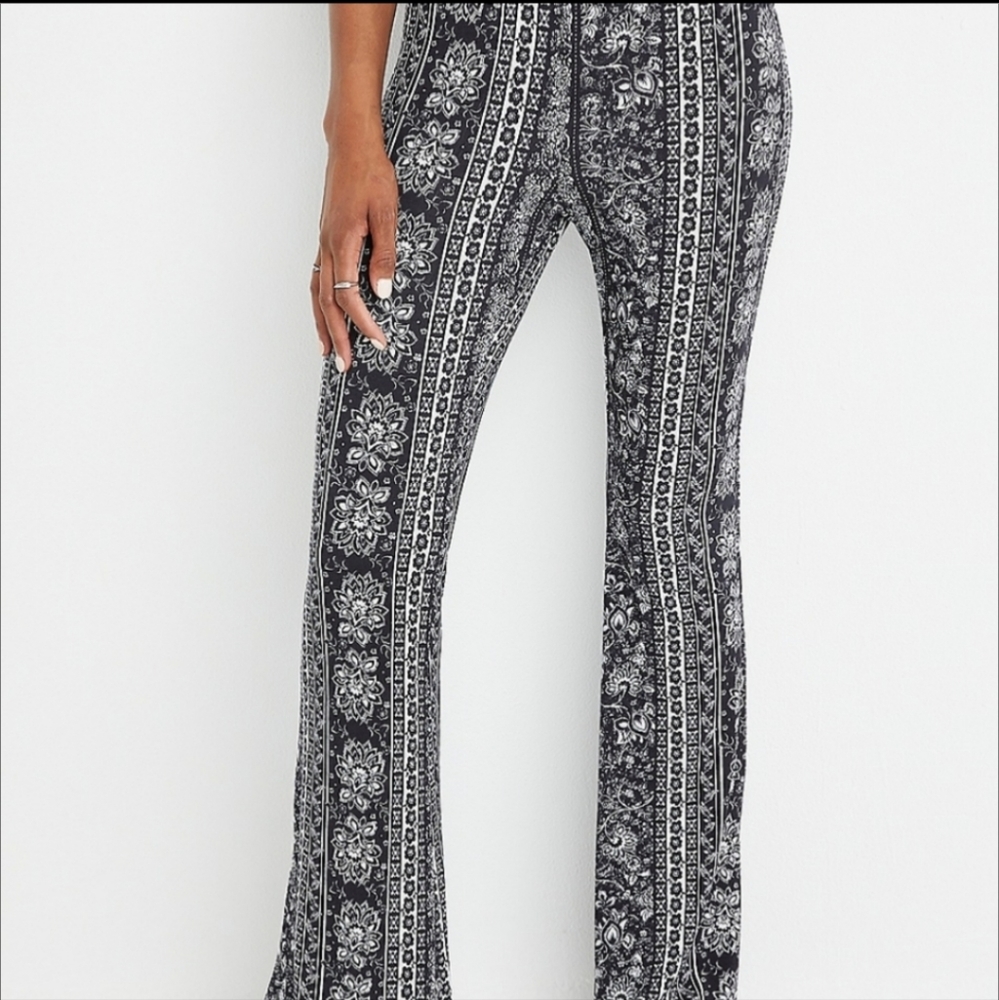 Maurices high rise floral print knit flare pants NWT